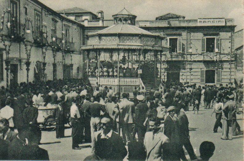 Piazza Duomo - Collezione Diego Demaio